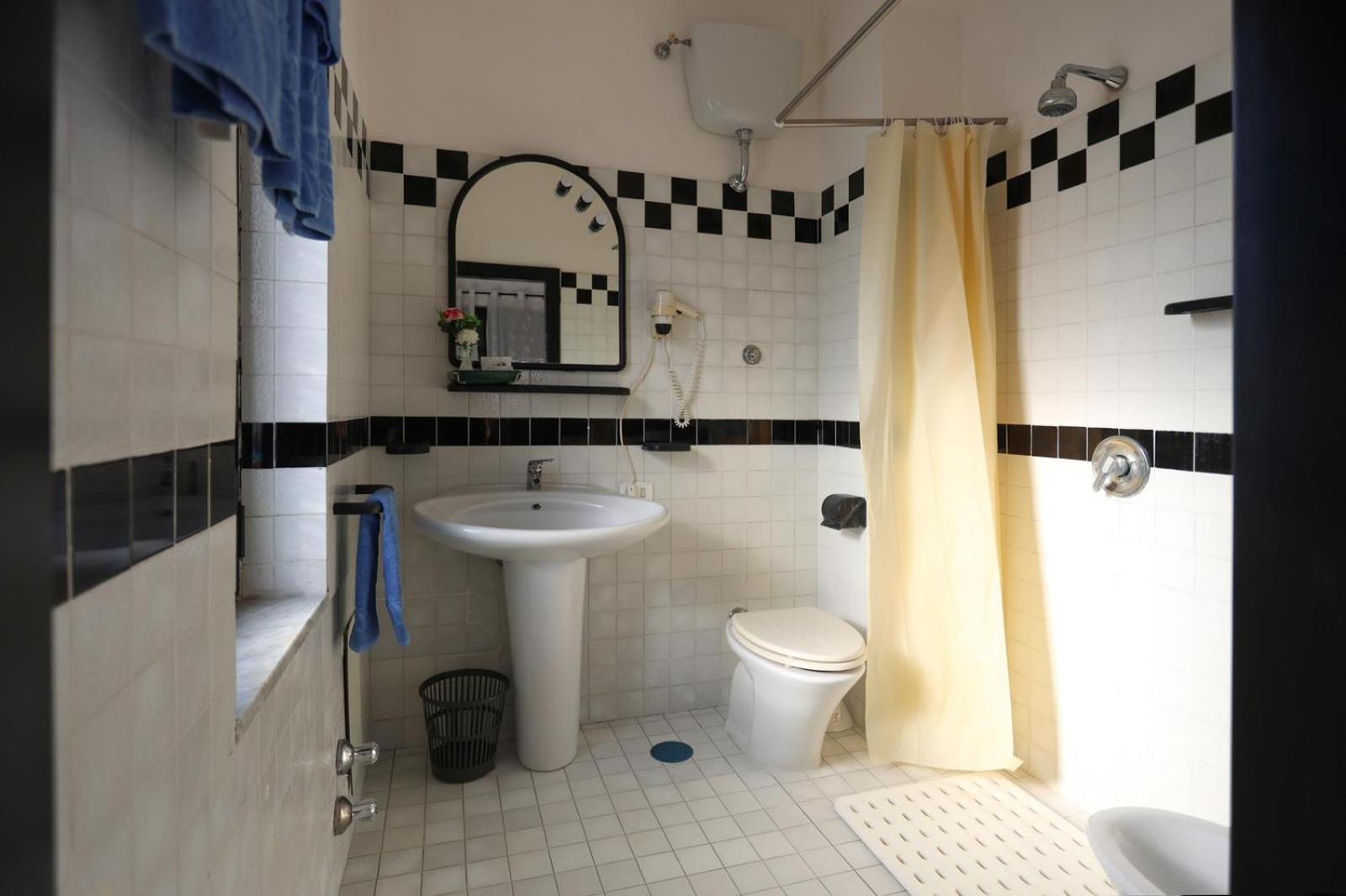 ורקטורו Hotel Barracuda מראה חיצוני תמונה